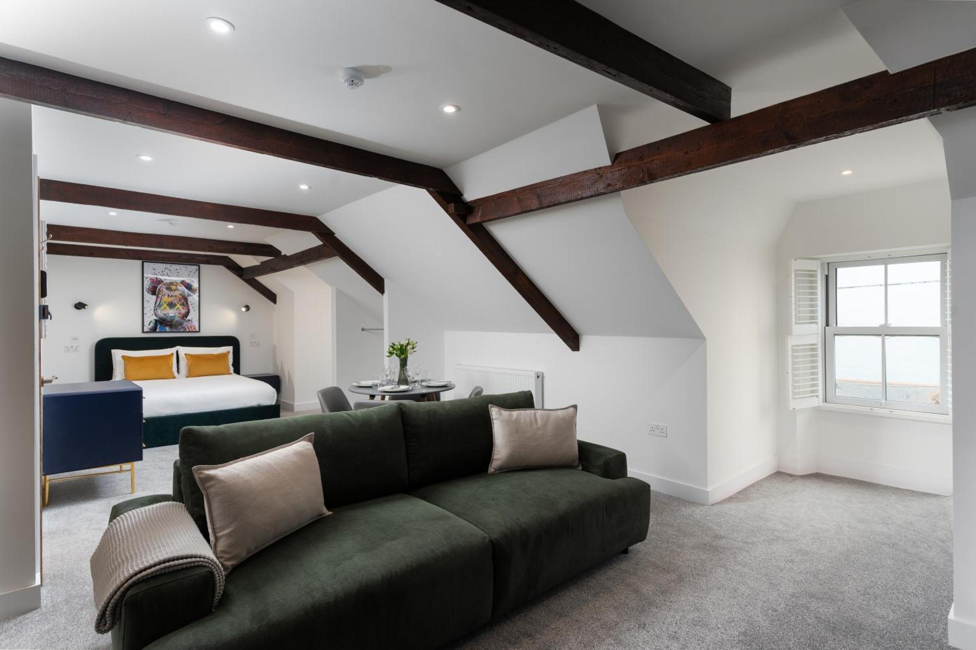 Luxury Modern Suite In Marazion With Parking Εξωτερικό φωτογραφία
